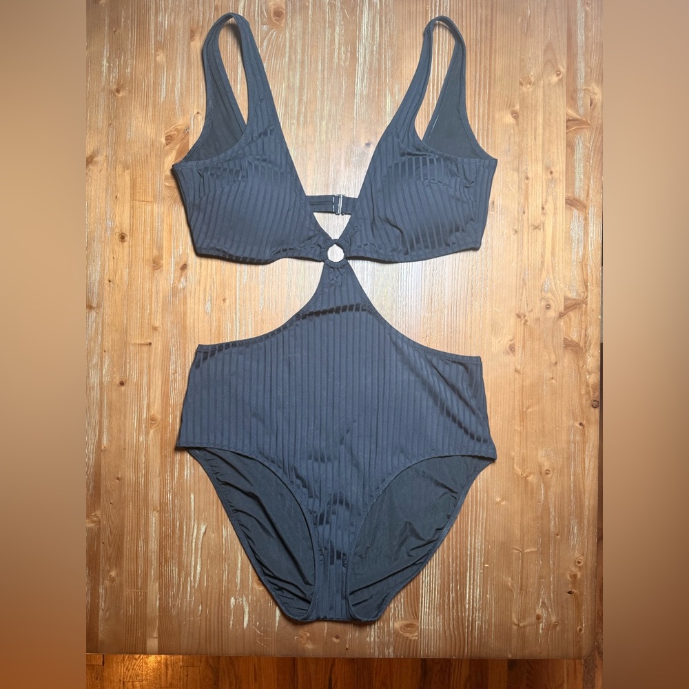 aerie Black Ribbed One-Piece Swimsuit with Center Ring Cutout